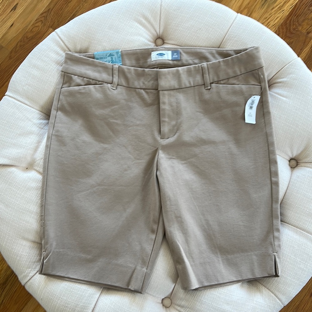 NWT Old Navy Bermuda Shorts